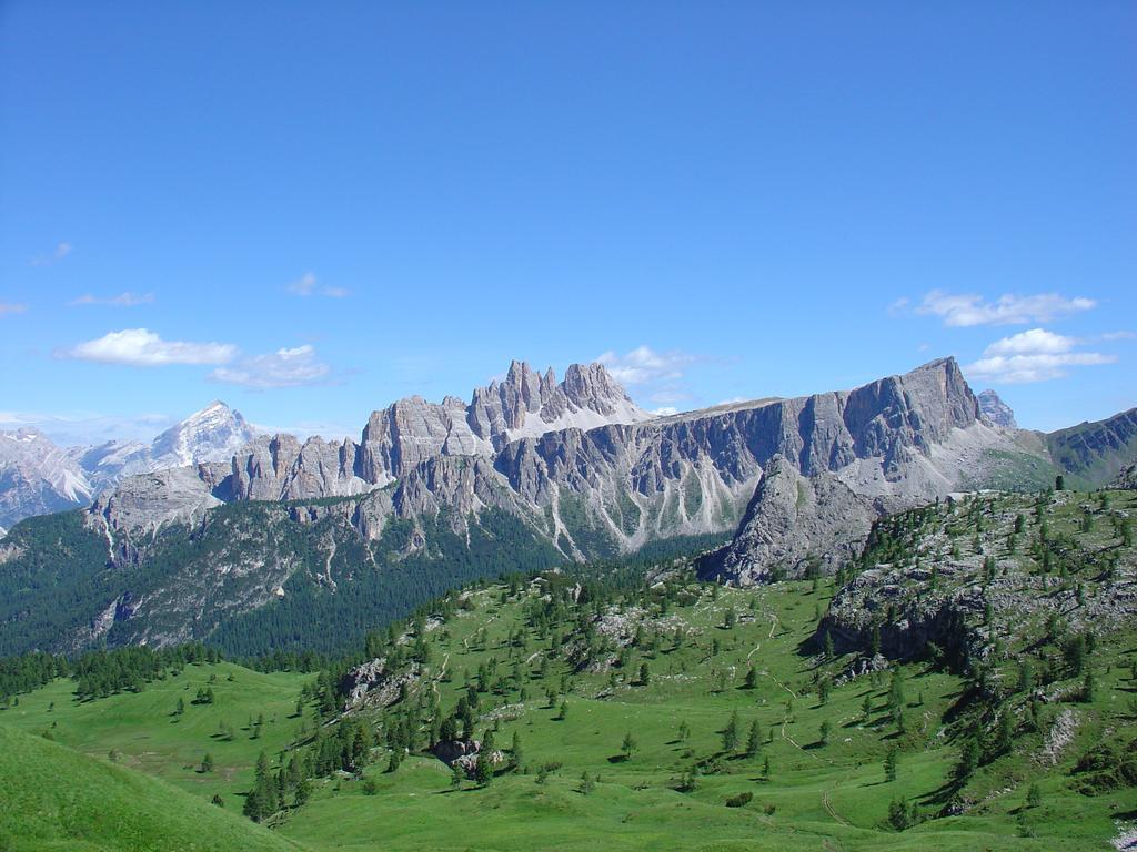 Daniela Apartment Cortina d'Ampezzo Bagian luar foto